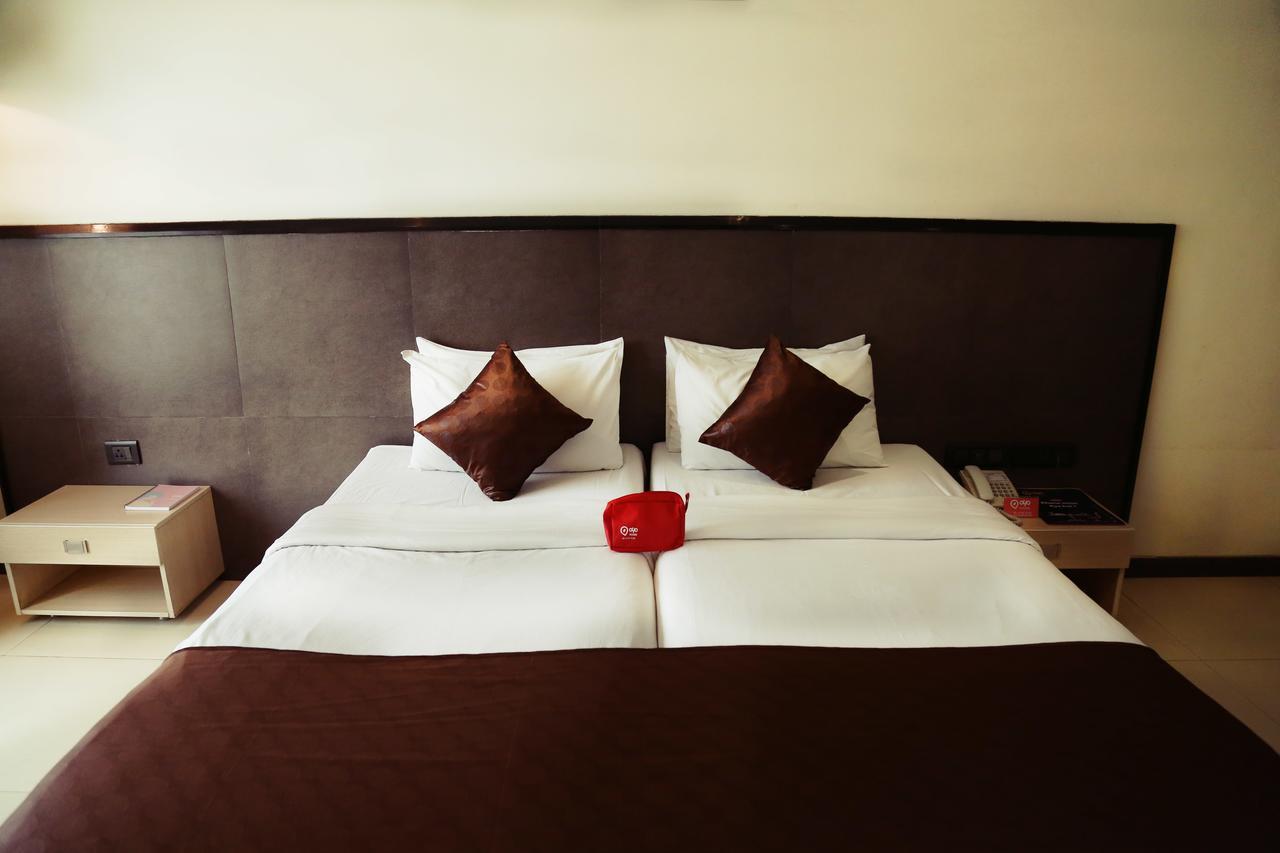 The Sirona Hotel Pune Zewnętrze zdjęcie