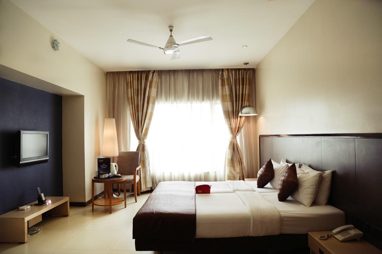 The Sirona Hotel Pune Zewnętrze zdjęcie
