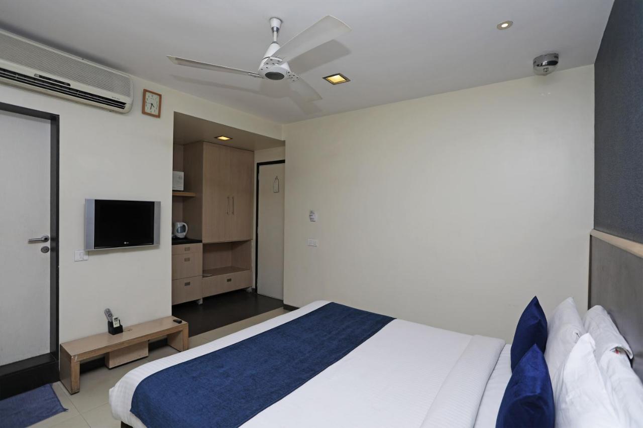 The Sirona Hotel Pune Zewnętrze zdjęcie